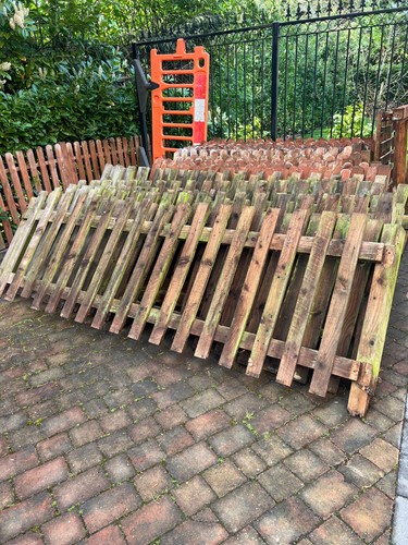 Wooden garden fencing - wooden, x